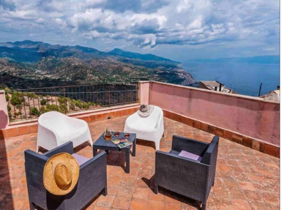 Вилла Taormina - The Godfathers Little Mansion Форца-д'Агро Экстерьер фото